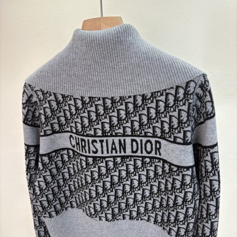 chr1st1an D10r sweaters